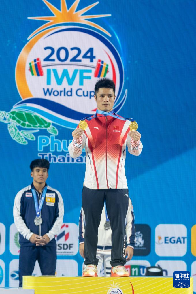 leyusport-包含举重选手挥霍实力，冠军花落谁家？的词条
